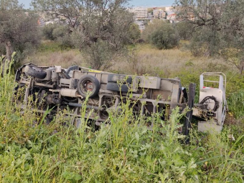 Incidente Sulla Collina Di Montevecchio Un Furgone Con Due Persone A