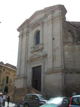 Nella foto, la Chiesa di Santa Maria del Carmine