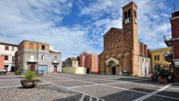 San Salvo: piazza San Vitale