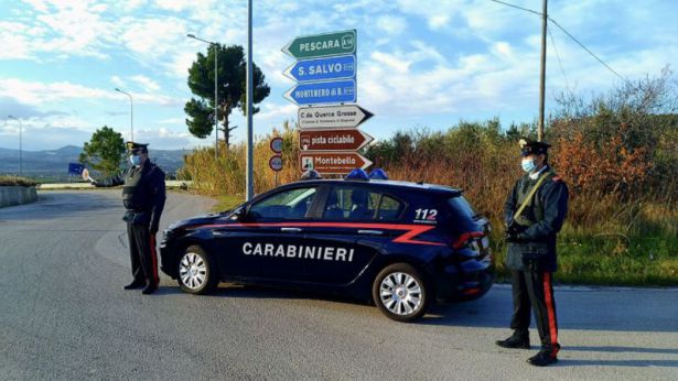 Carabinieri a Montenero di Bisaccia