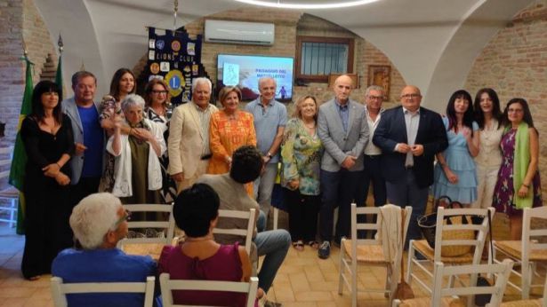 Lions Club Vittoria Colonna: passaggio del martelletto