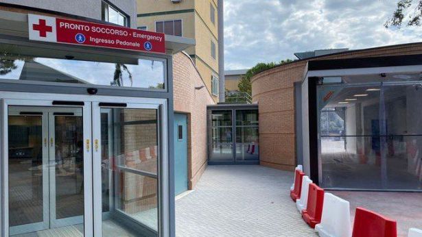 Pescara: l'ingresso del Pronto Soccorso dell'Ospedale