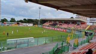 Una sconsolante immagine dello Stadio Aragona